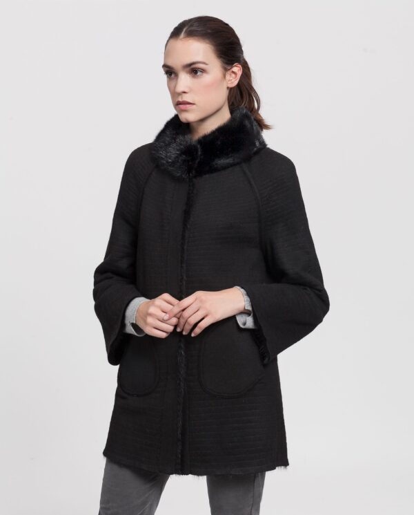 Abrigo de visón tireado negro con interior de lana reversible de mujer marca Saint Germain