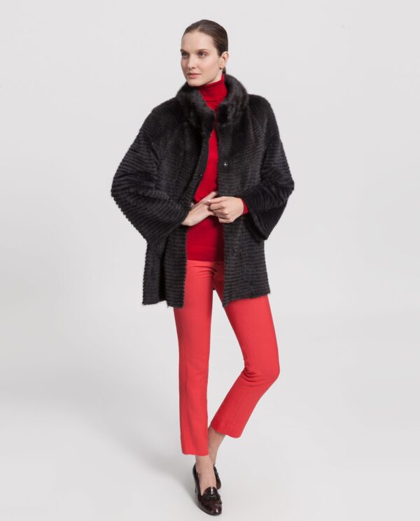 Abrigo de visón reversible con un diseño tireado color gris oscuro lutecia con interior de lana marca Saint Germain